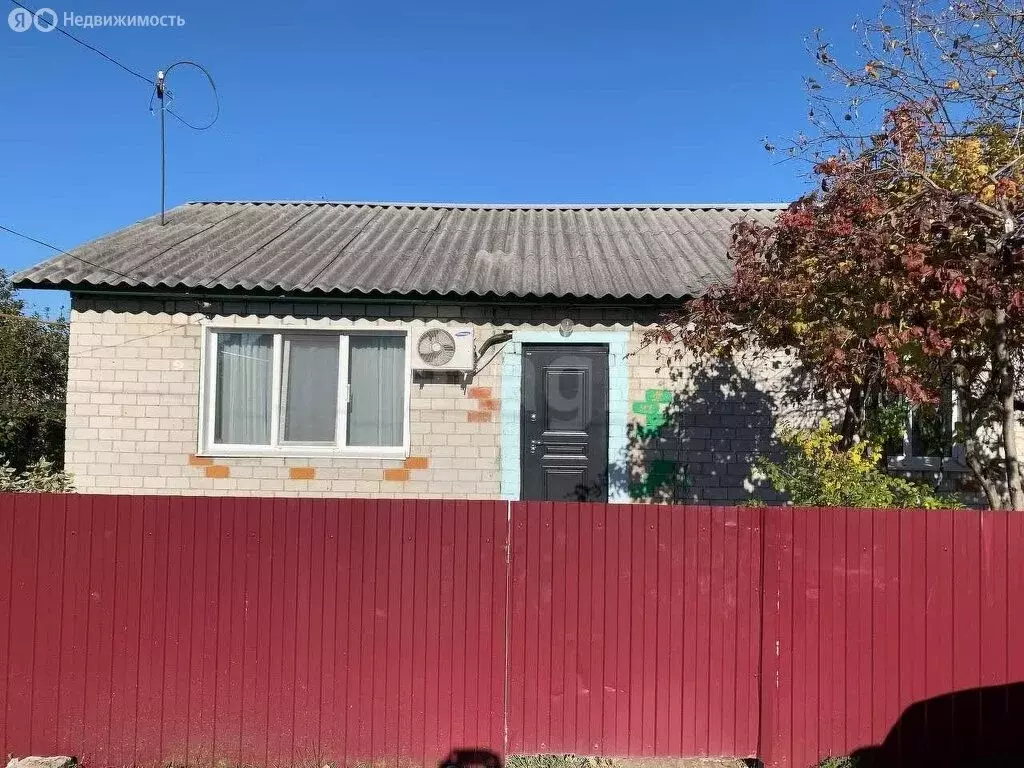 Дом в Кировский, Советская улица (65.2 м) - Фото 0