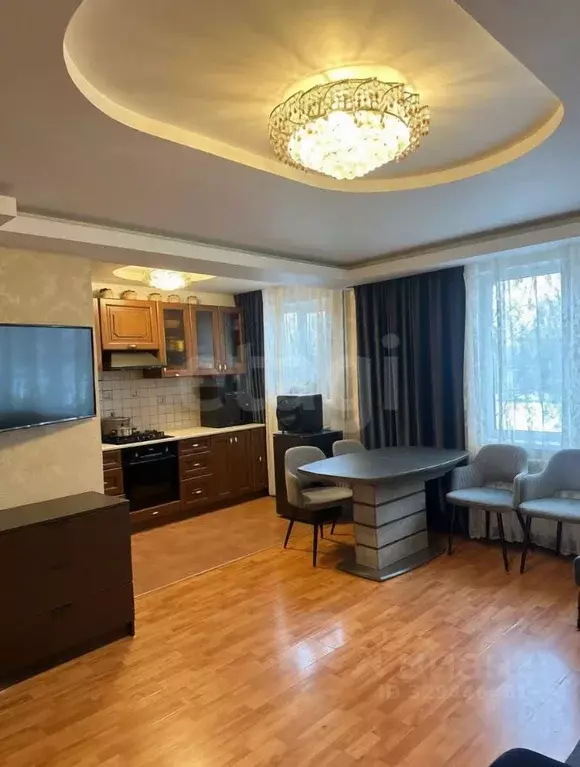 3-к кв. Свердловская область, Екатеринбург ул. Академика Бардина, 37 ... - Фото 1