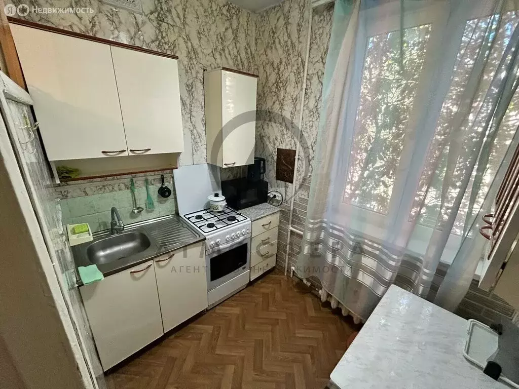 1-комнатная квартира: Туапсе, улица Октябрьской Революции, 7 (27.9 м) - Фото 2