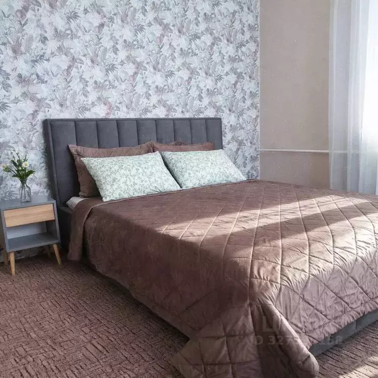 1-к кв. Тюменская область, Ишим Привокзальная пл., 13 (48.0 м) - Фото 1