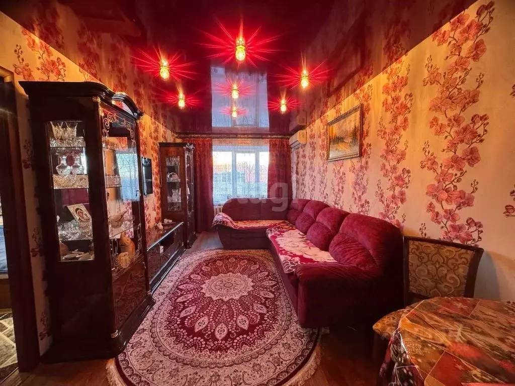 3-к кв. Курганская область, Шадринск ул. Космонавтов, 45 (60.6 м) - Фото 1