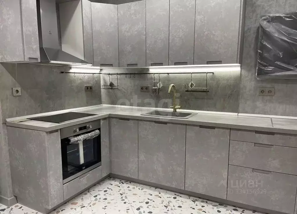 Студия Татарстан, Казань ул. Братьев Касимовых, 35 (34.8 м) - Фото 1