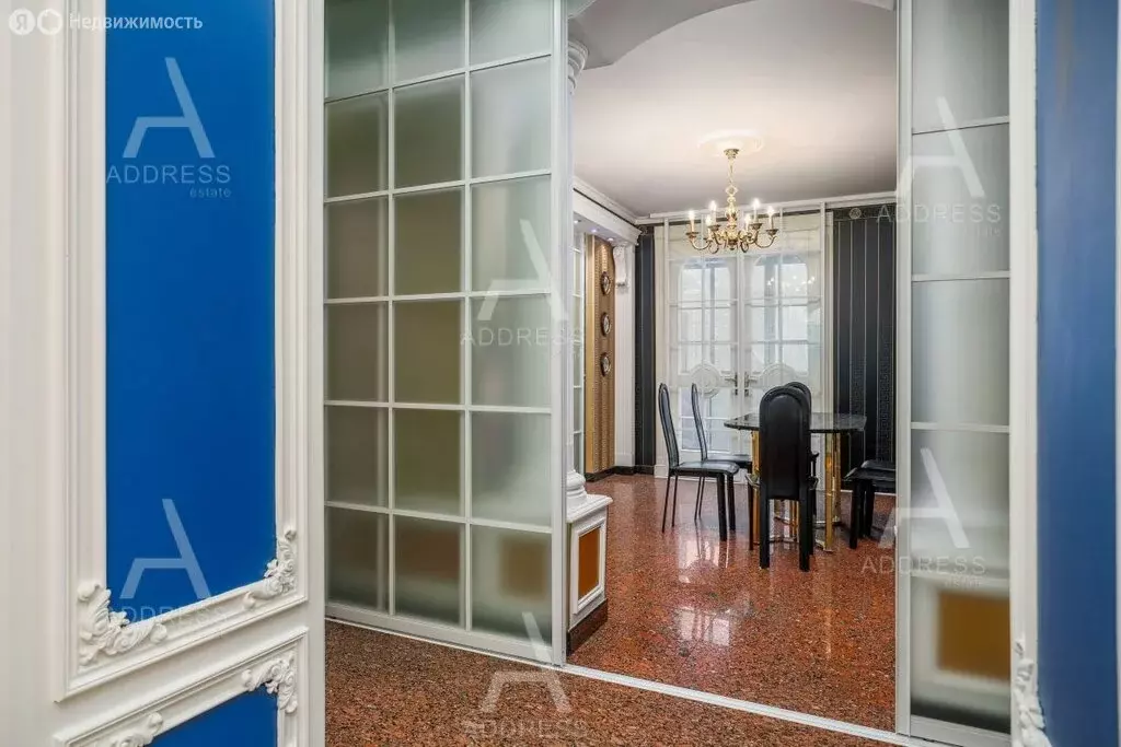 3-комнатная квартира: Санкт-Петербург, Наличная улица, 19 (140 м) - Фото 2