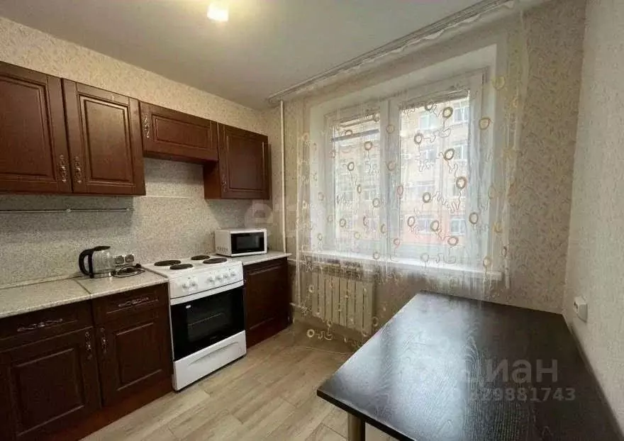 1-к кв. Тюменская область, Тюмень ул. 50 лет Октября, 36а (36.6 м) - Фото 1