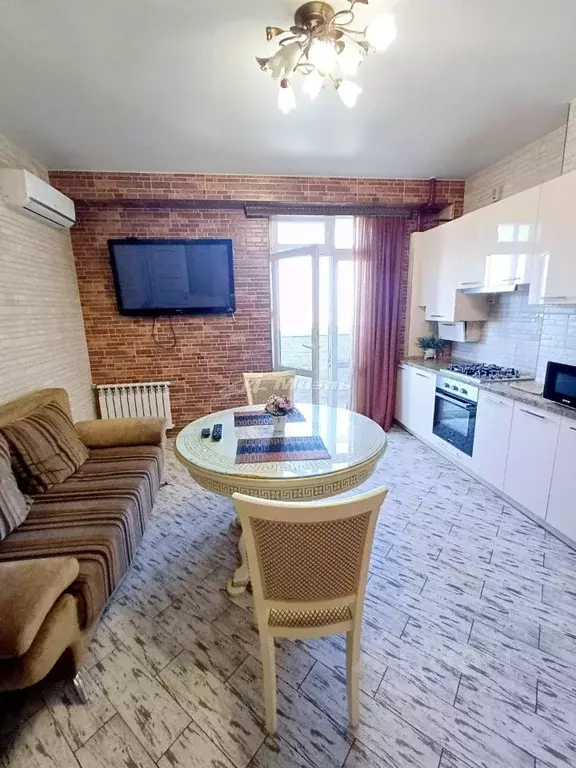 2-к кв. Крым, Симферополь ул. Крылова, 36 (50.0 м) - Фото 0