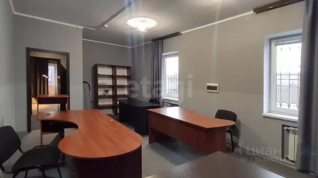 Офис в Крым, Симферополь ул. Козлова (100 м) - Фото 1