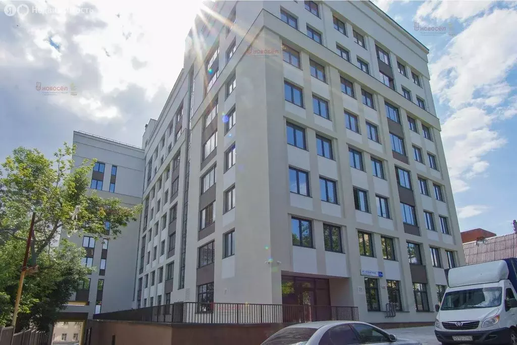 1-комнатная квартира: Екатеринбург, улица Лодыгина, 15А (49 м) - Фото 1