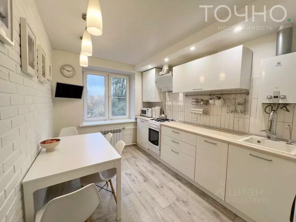 2-к кв. Пензенская область, Пенза ул. Леонова, 37 (61.2 м) - Фото 2