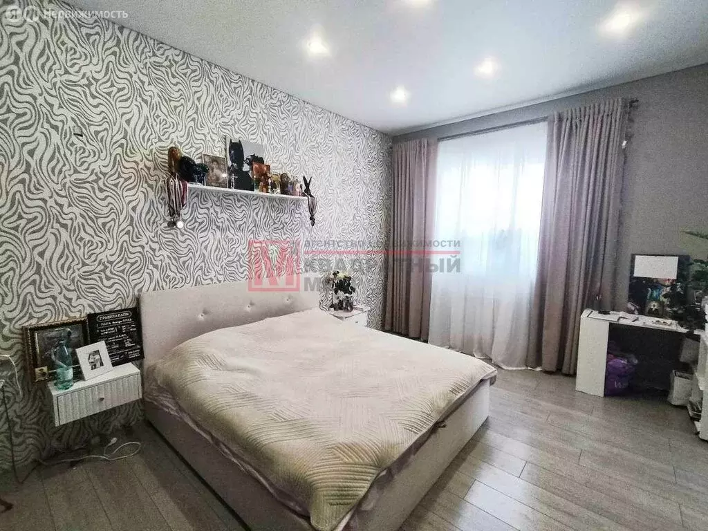 Дом в Старый Оскол, Художественная улица, 8 (200 м) - Фото 2