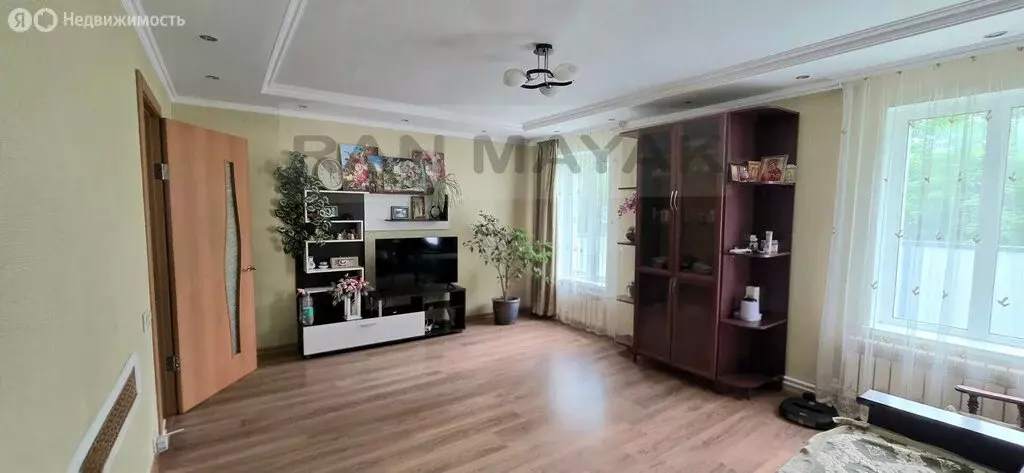 Дом в станица Абадзехская, Октябрьская улица, 75 (100 м) - Фото 2