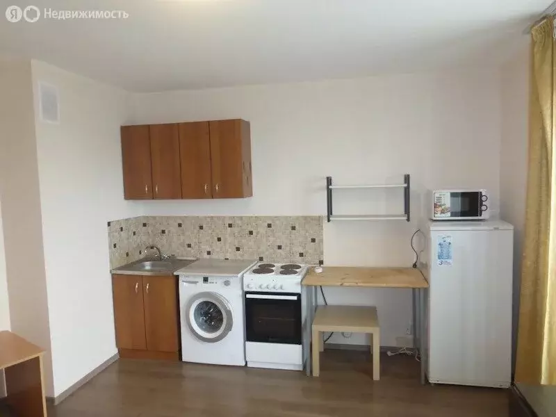 Квартира-студия: Челябинск, улица Петра Столыпина, 19 (24.7 м) - Фото 2