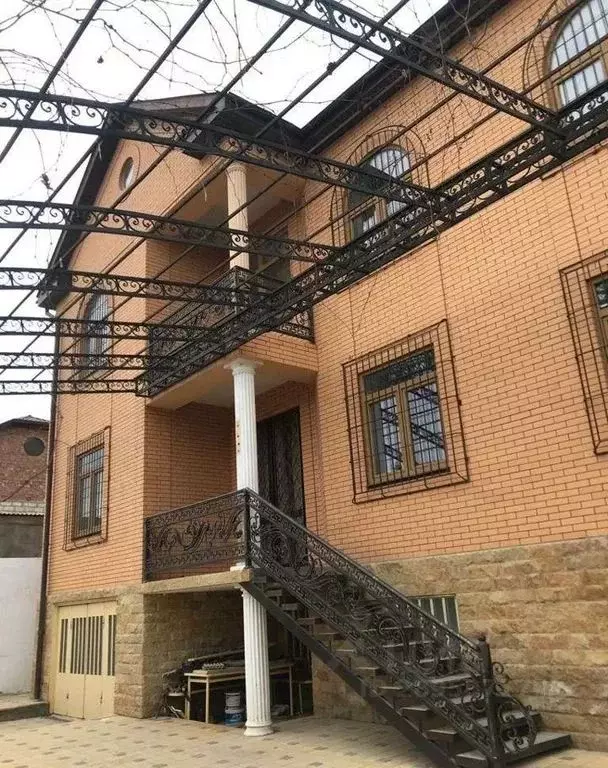 Дом в Дагестан, Каспийск ул. Радищева, 171А (300 м) - Фото 0
