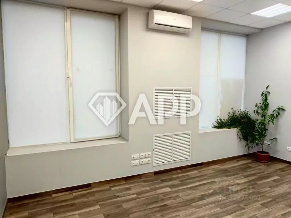Офис в Краснодарский край, Новороссийск ул. Энгельса, 32 (56 м) - Фото 0