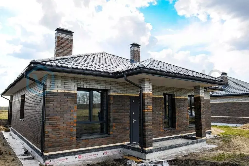 Дом в Омская область, Омский район, с. Усть-Заостровка ул. Сиреневая ... - Фото 2