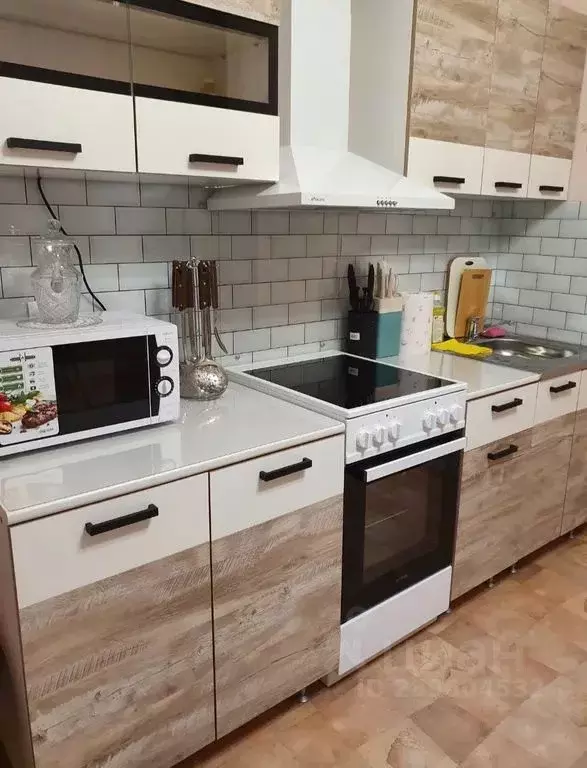 2-к кв. Амурская область, Благовещенск ул. 50 лет Октября, 71 (67.0 м) - Фото 2