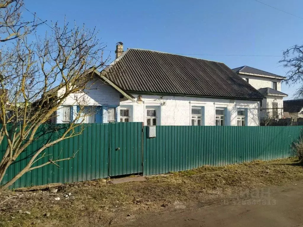 Дом в Брянская область, Брянск ул. Декабристов, 52 (53 м) - Фото 1