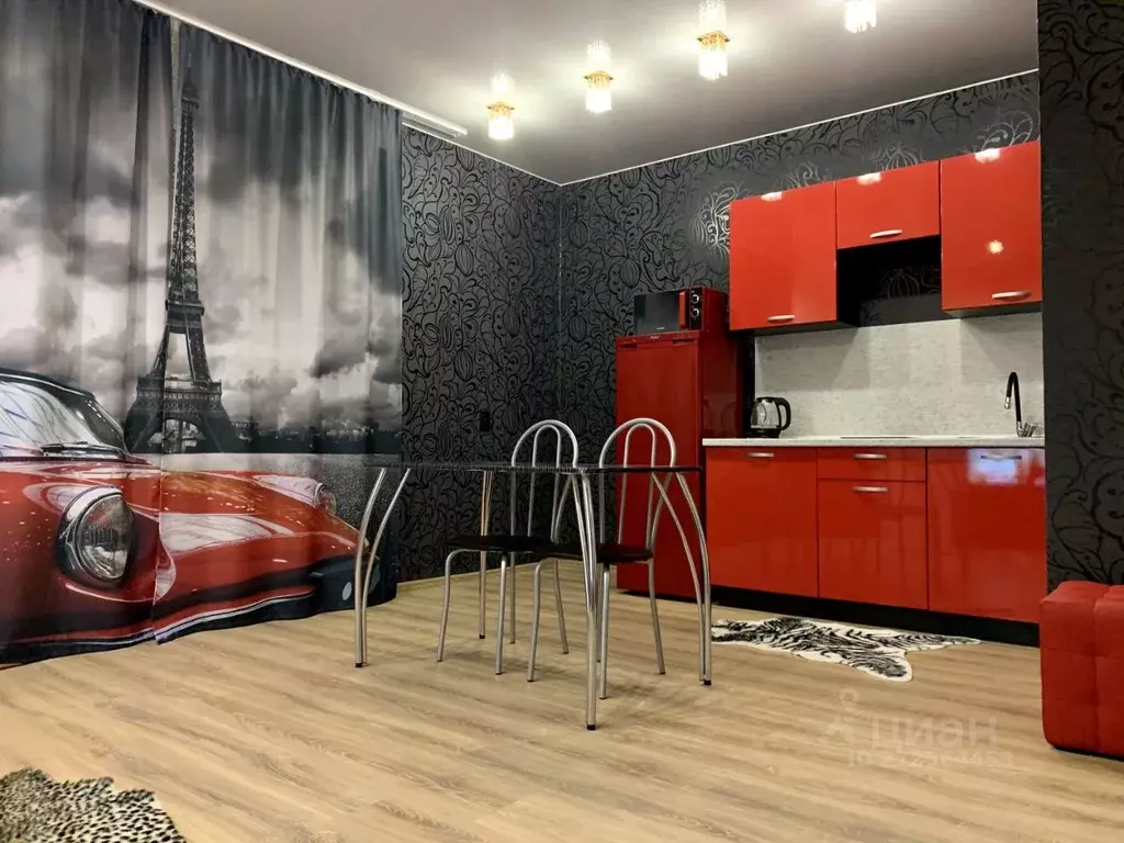 Студия Тюменская область, Тюмень ул. Дмитрия Менделеева, 2 (30.0 м) - Фото 1