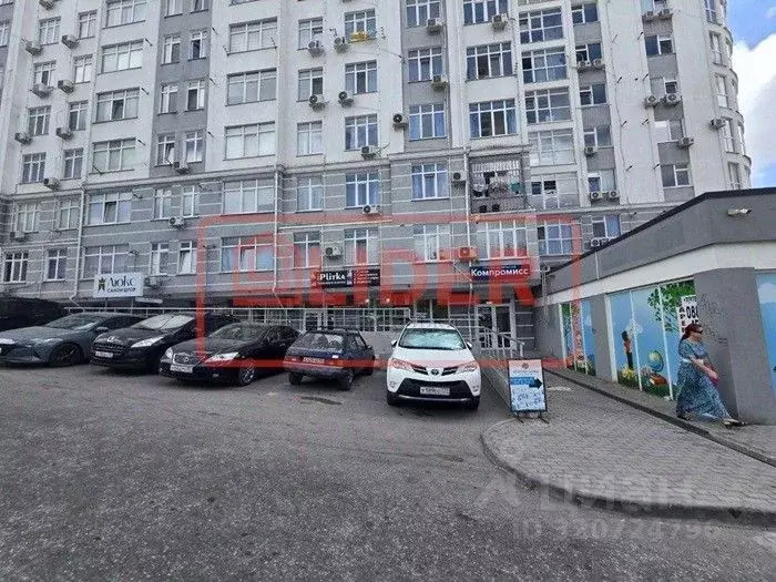 Торговая площадь в Севастополь просп. Октябрьской Революции, 48 (71 м) - Фото 1