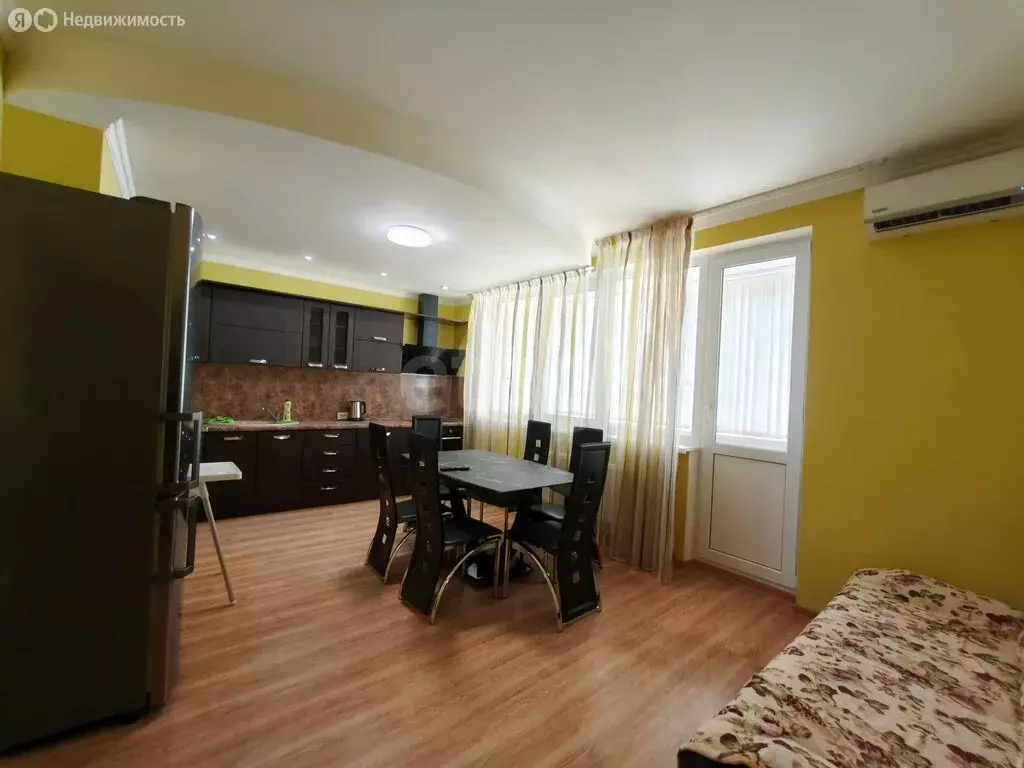 2-комнатная квартира: Анапа, Пионерский проспект, 255/2к5 (70 м) - Фото 2