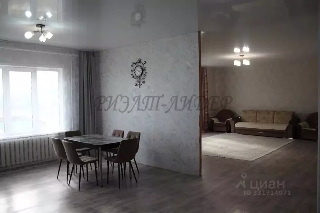 Дом в Алтай, Горно-Алтайск ул. Газпрома, 77 (116 м) - Фото 1