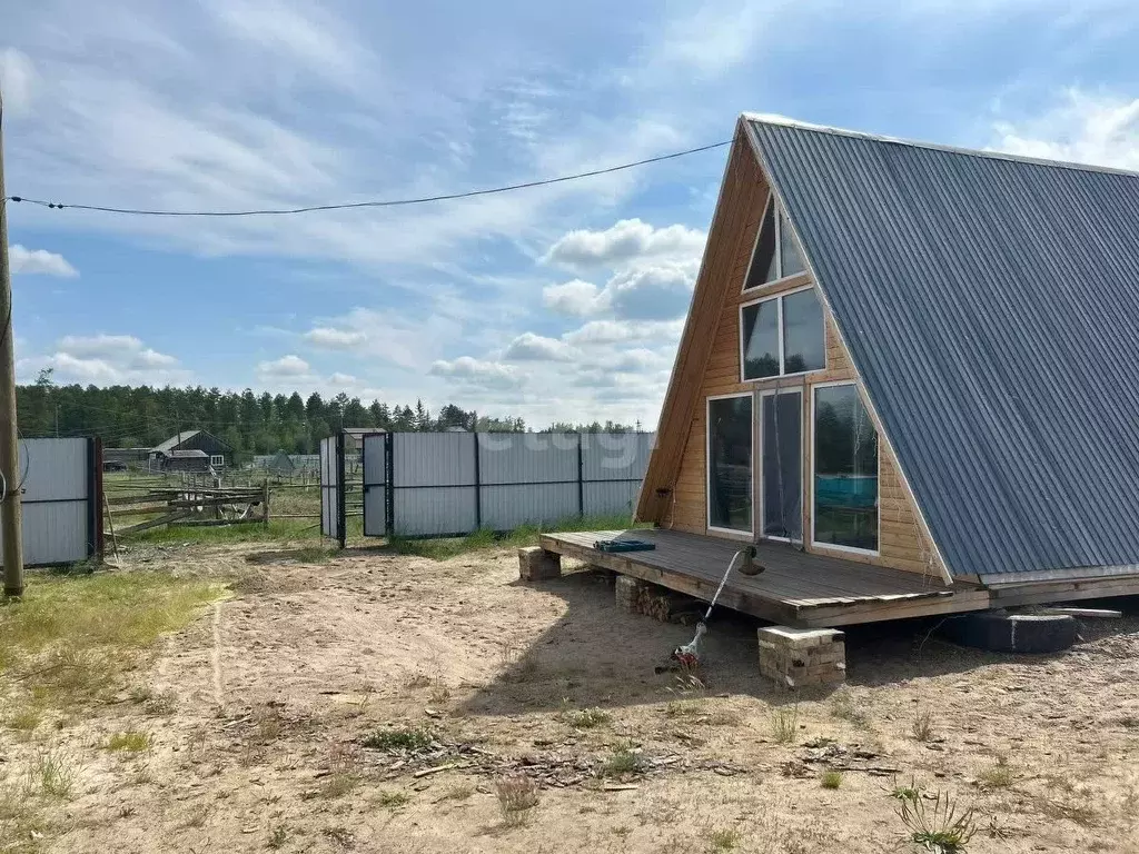 Дом в Саха (Якутия), с. Верхневилюйск ул. Якутского, 5/1 (45 м) - Фото 0