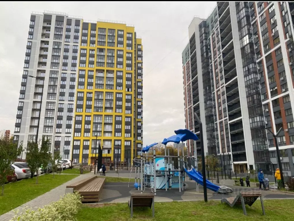 1-к кв. Удмуртия, Ижевск 1-я Подлесная ул., 1 (45.8 м) - Фото 1