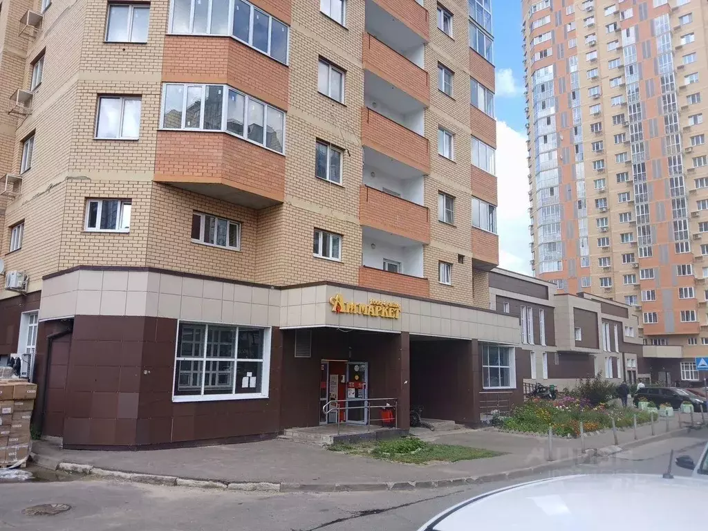 Помещение свободного назначения в Московская область, Лобня ул. ... - Фото 1