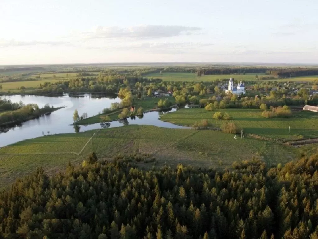 Участок в Тверская область, Калязинский муниципальный округ, село ... - Фото 0