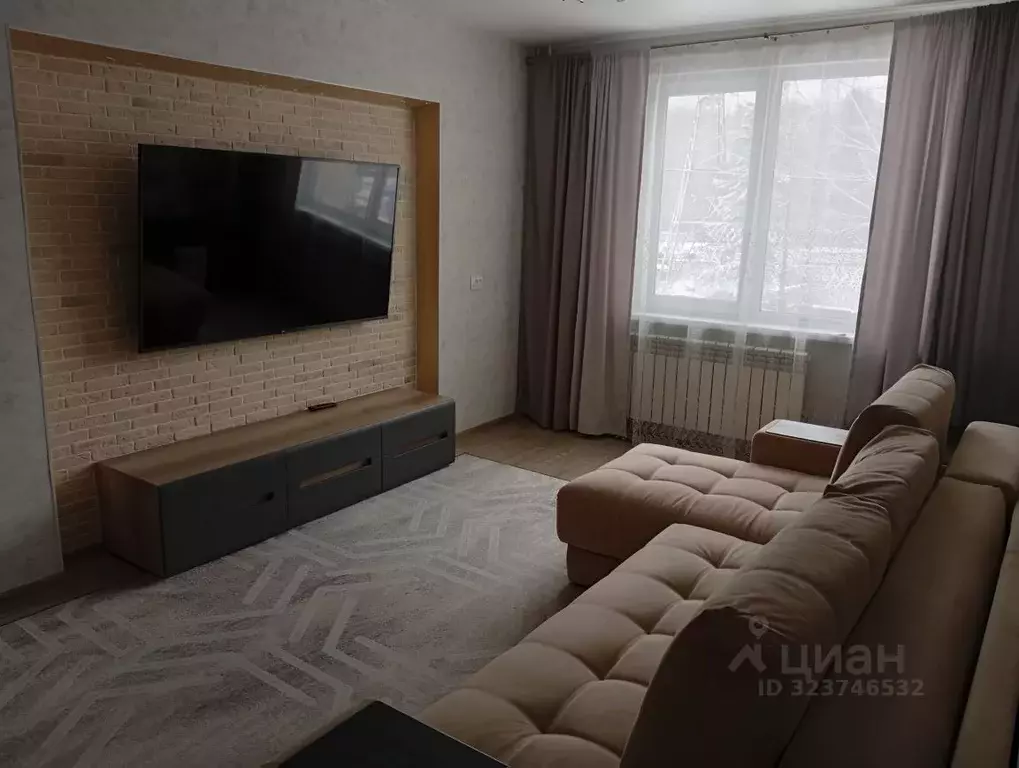 3-к кв. Ленинградская область, Всеволожск ул. Шишканя, 25 (70.0 м) - Фото 1