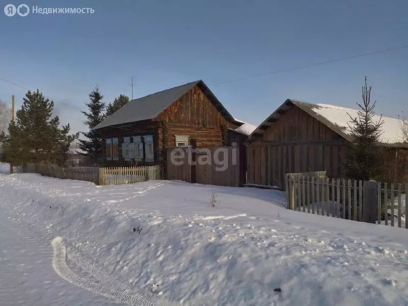 Дом в Пышминский городской округ, деревня Катарач, Центральная улица, ... - Фото 0