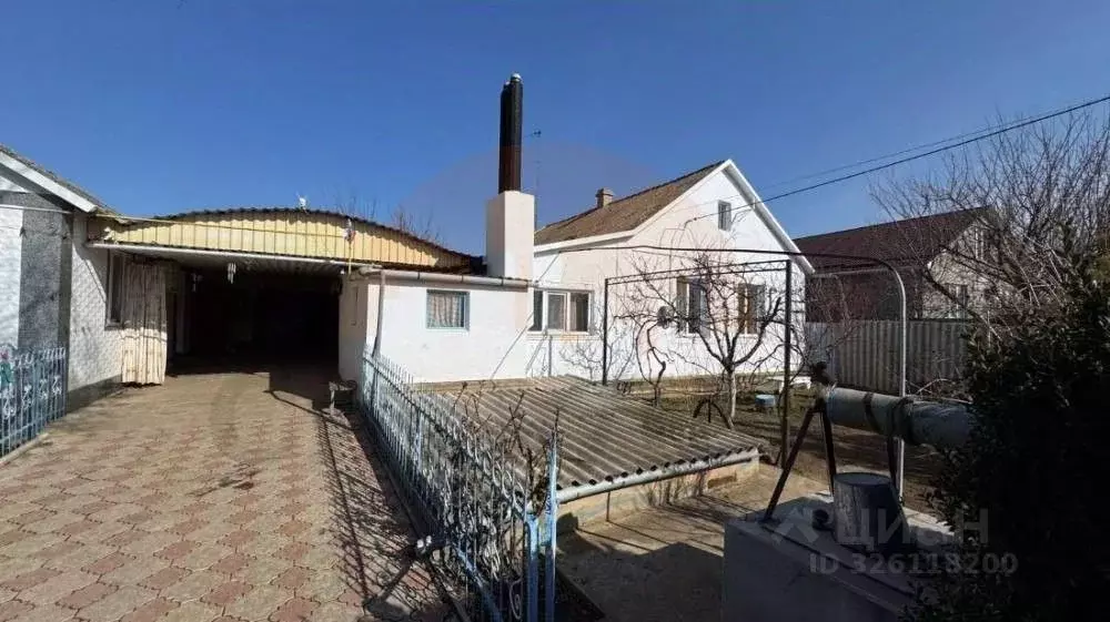 Дом в Крым, Симферопольский район, Николаевское с/пос, с. Тепловка ул. ... - Фото 1