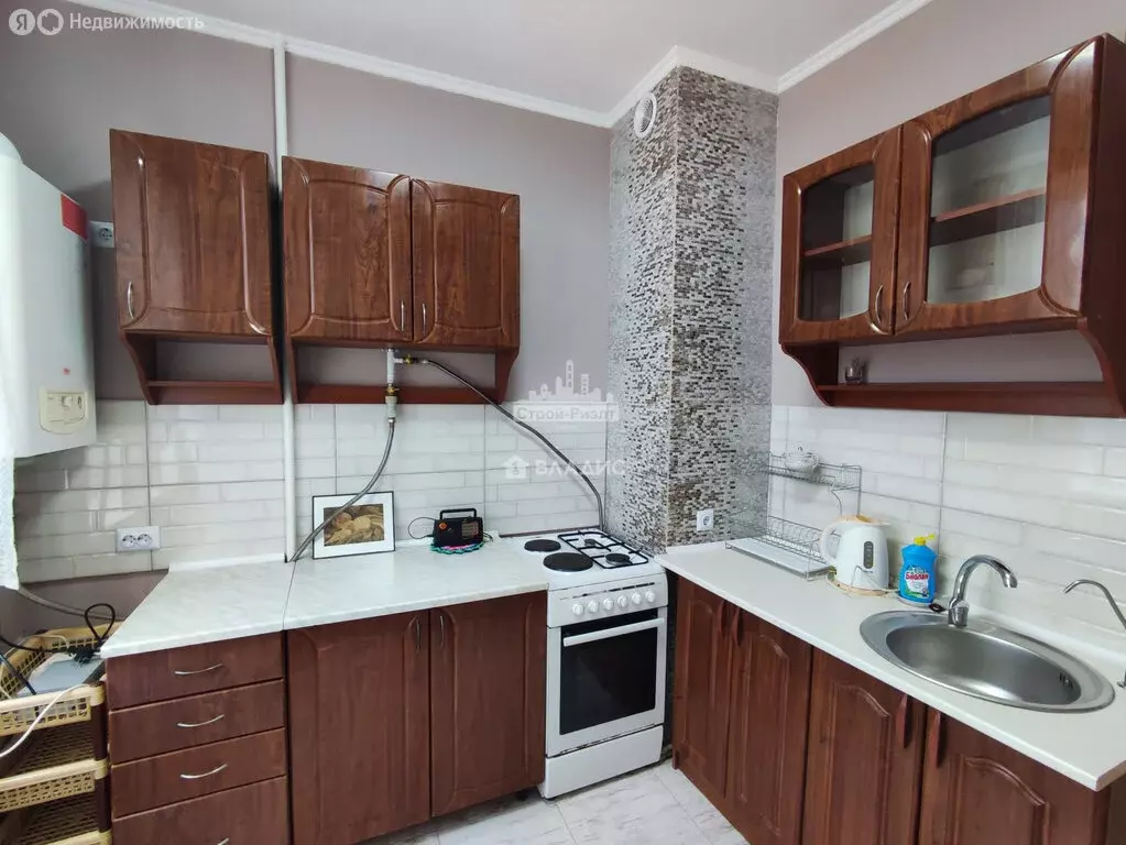 2-комнатная квартира: Керчь, улица Кирова, 57 (52.1 м) - Фото 1