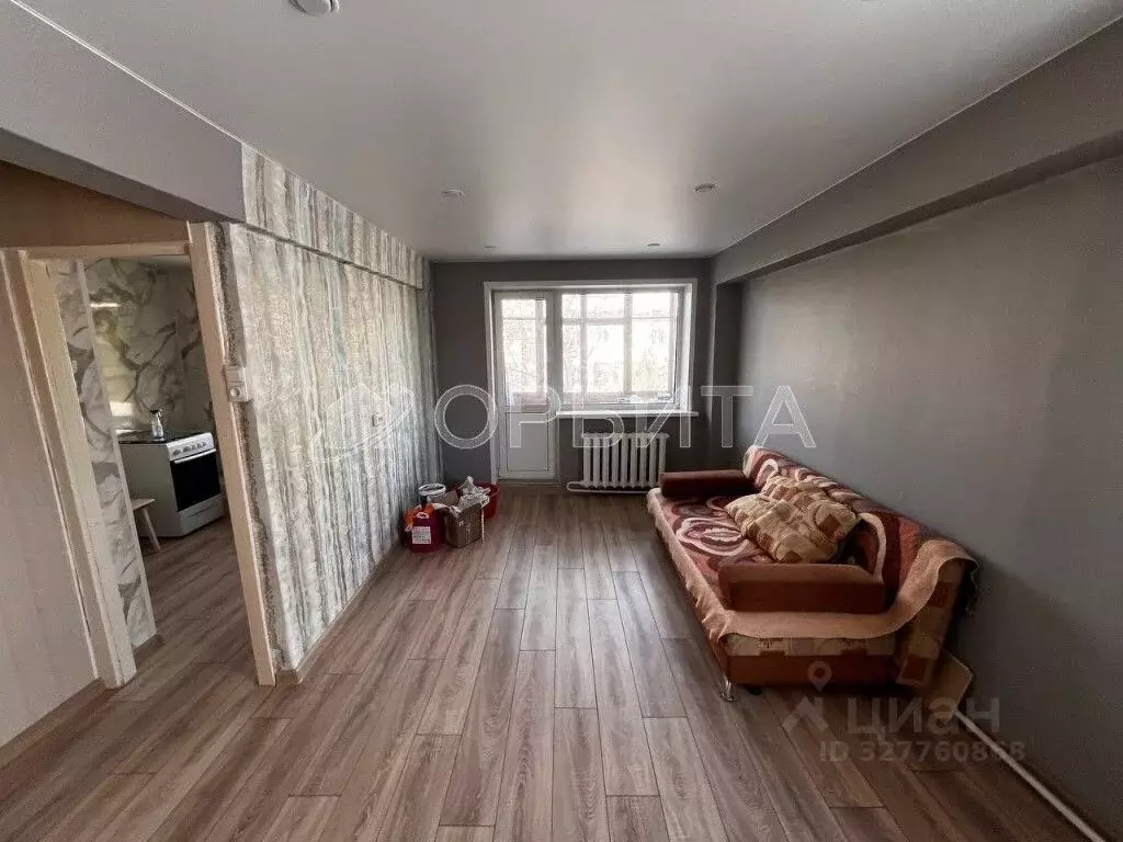 1-к кв. Тюменская область, Тюмень ул. 50 лет ВЛКСМ, 99 (33.0 м) - Фото 2