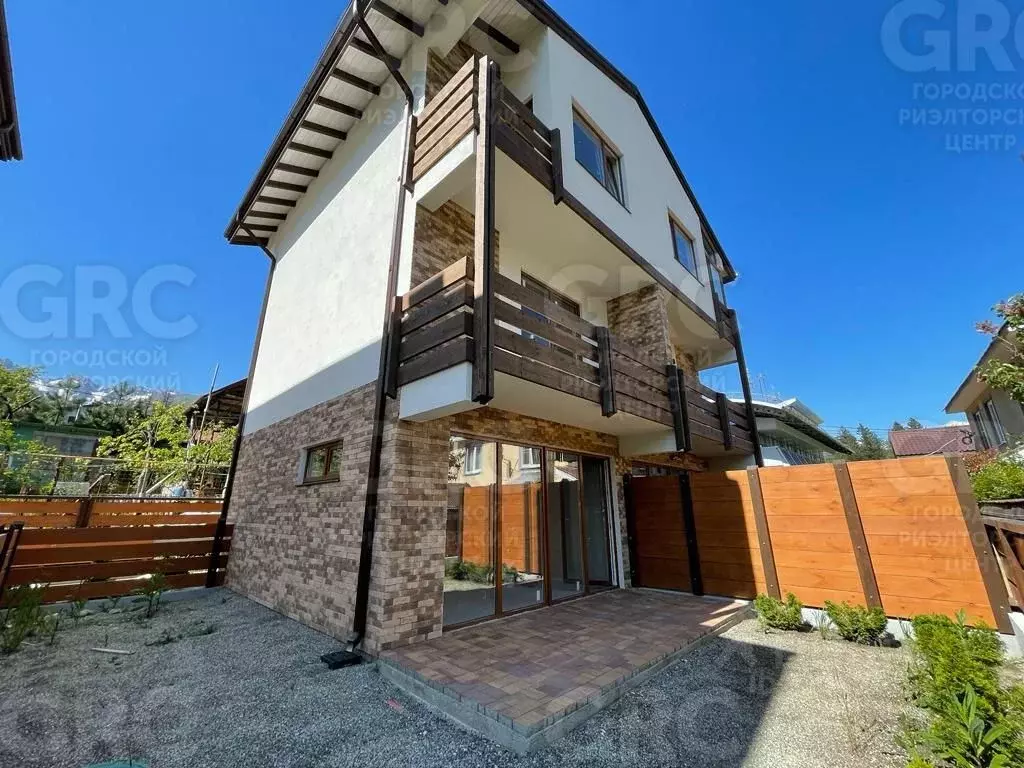 Коттедж в Краснодарский край, Сочи Красная Поляна пгт, ул. Защитников ... - Фото 1