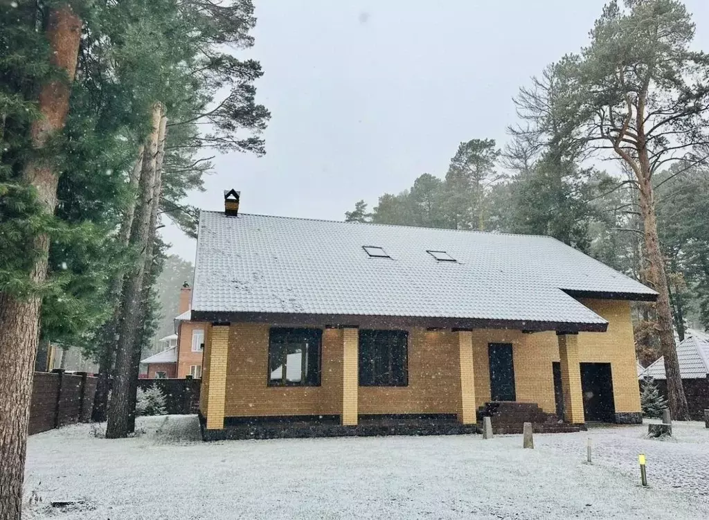 Коттедж в Томская область, Томск Басандайская ул., 39 (300 м) - Фото 1