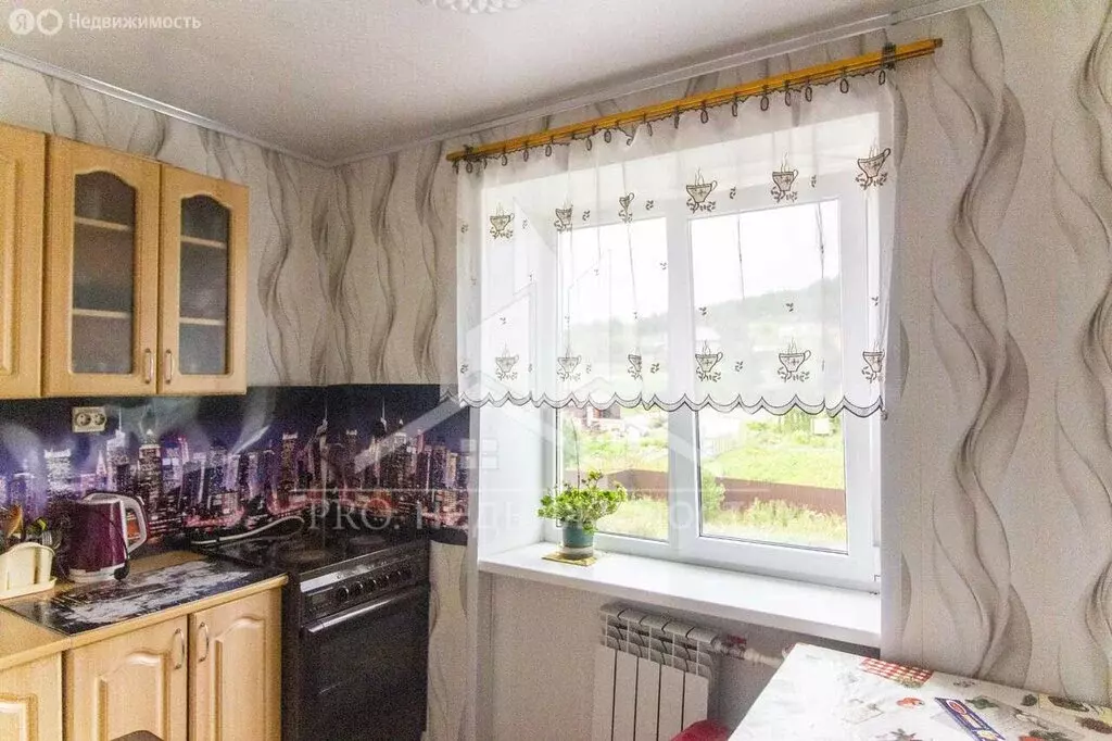 2-комнатная квартира: Уралец, улица Ленина, 48 (46.6 м) - Фото 0