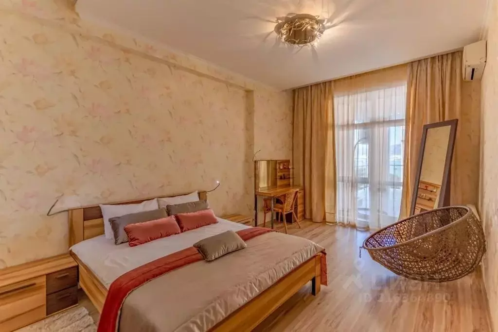 4-к кв. Краснодарский край, Геленджик Красногвардейская ул., 38АлитБ ... - Фото 0