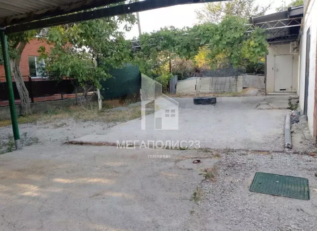 Дом в Краснодарский край, Геленджик городской округ, с. Дивноморское ... - Фото 1