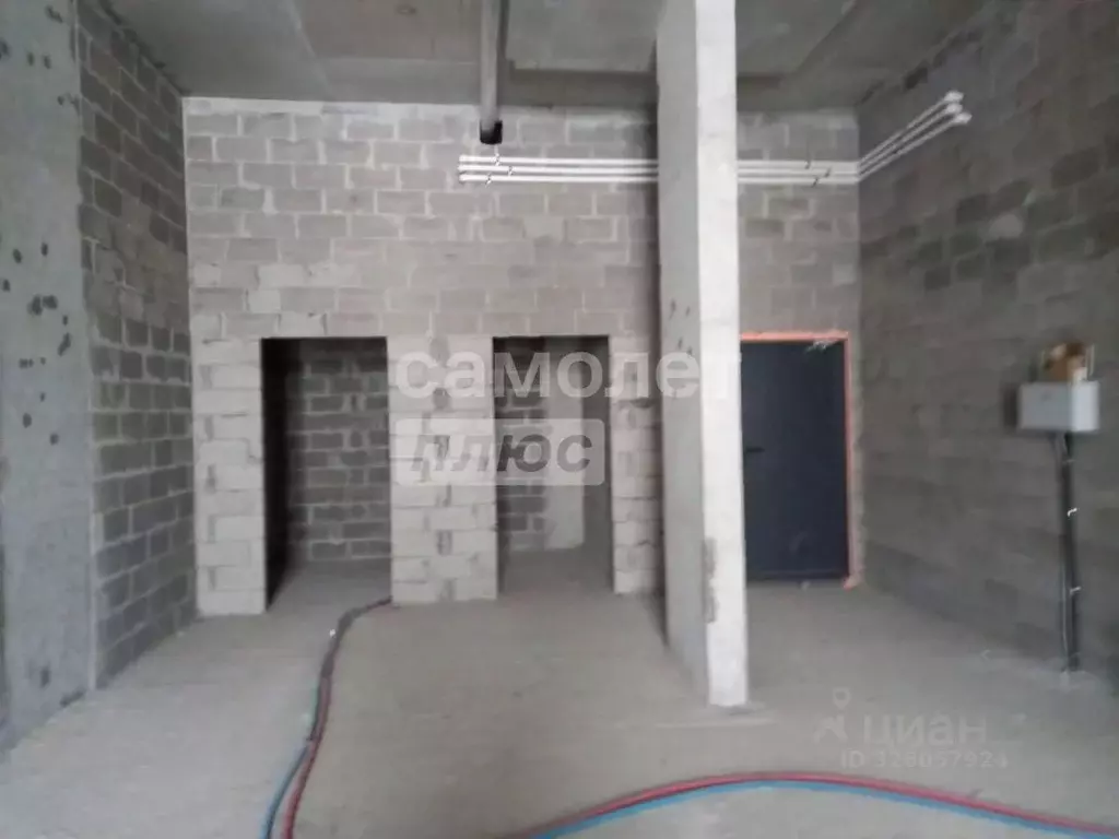 Помещение свободного назначения в Тюменская область, Тюмень ул. ... - Фото 1