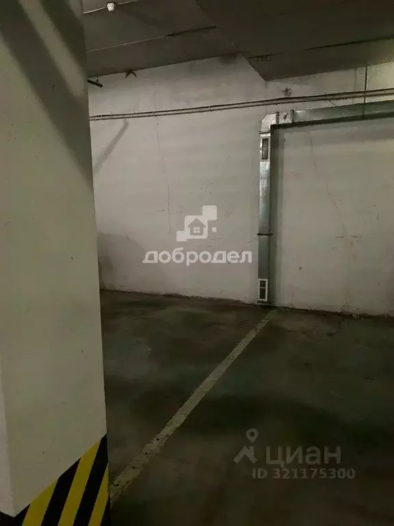 Гараж в Свердловская область, Екатеринбург ул. Кузнечная, 83 (15 м) - Фото 2