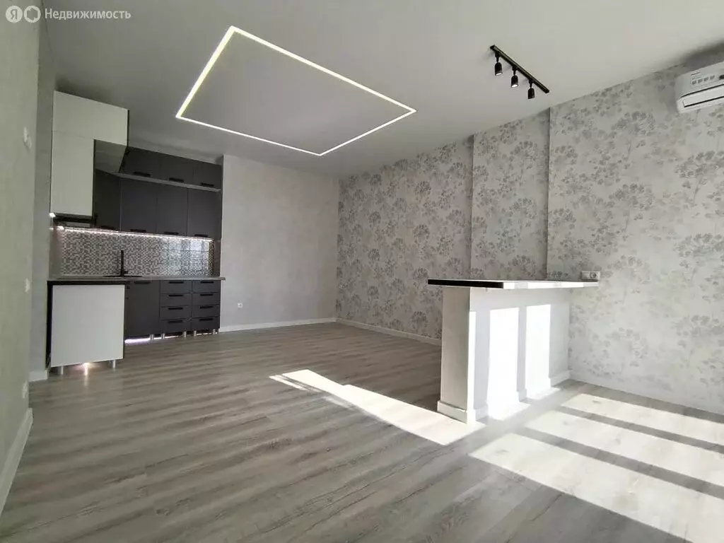 Квартира-студия: Ростов-на-Дону, Привокзальная улица, 3 (34 м) - Фото 1