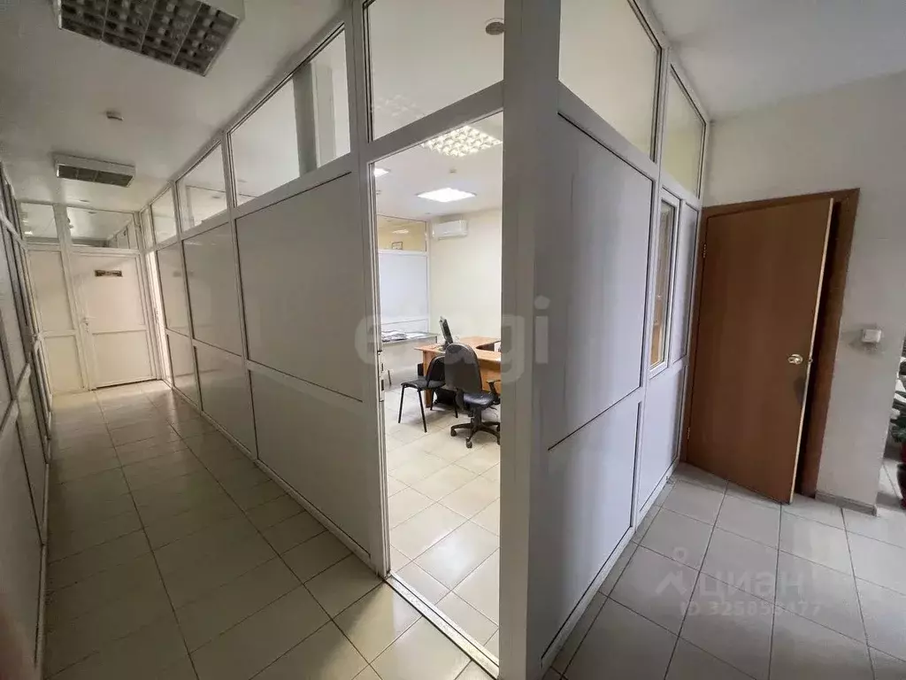 Офис в Тюменская область, Тюмень Трактовая ул., 47 (16 м) - Фото 1