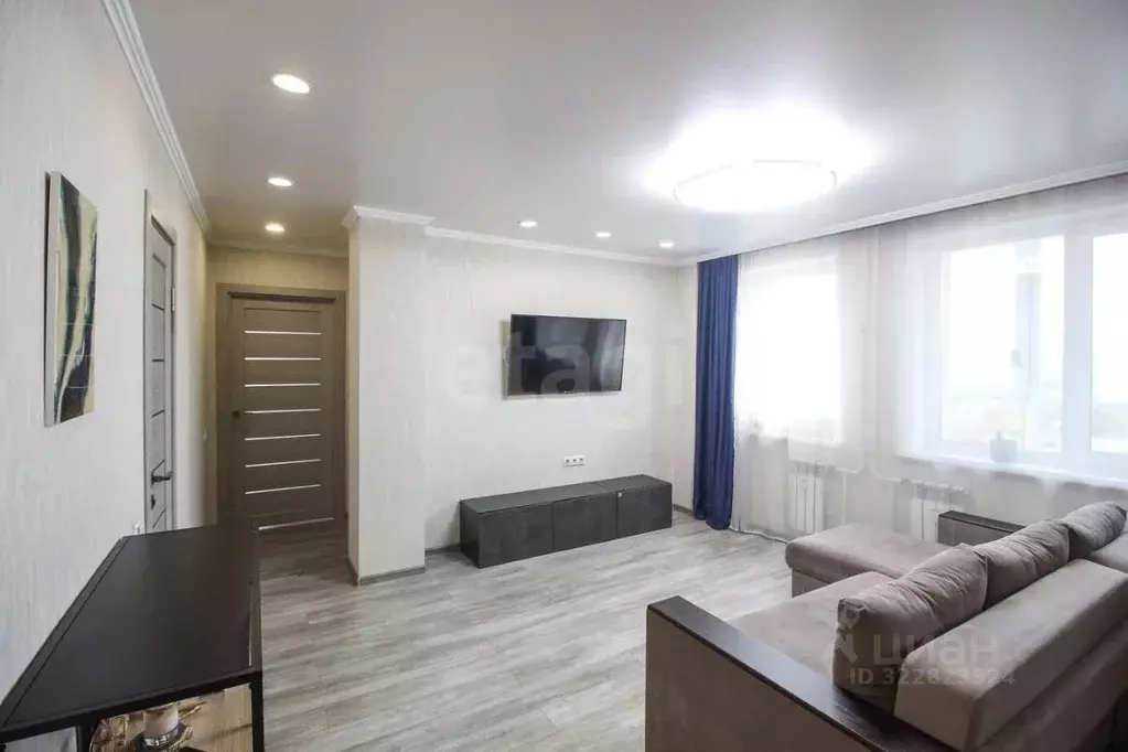 3-к кв. Алтайский край, Барнаул ул. Никитина, 107 (72.6 м) - Фото 2