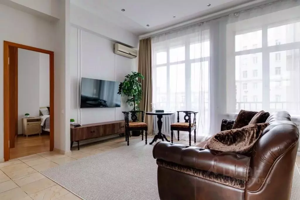 3-к кв. Москва ул. Серафимовича, 2 (65.0 м) - Фото 1