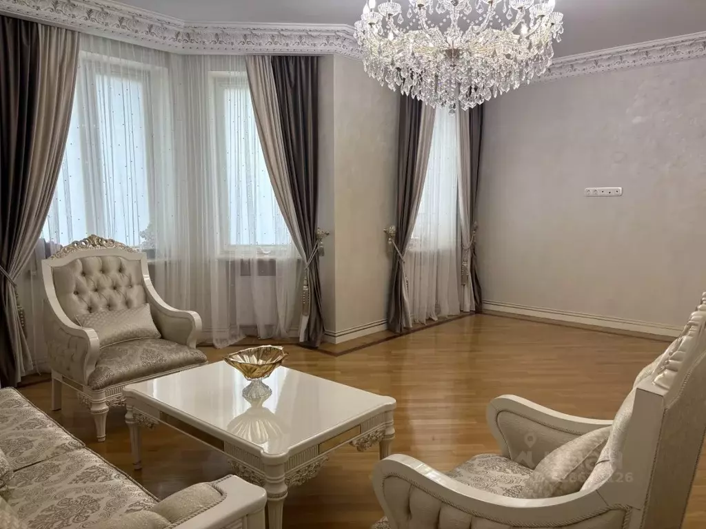 3-к кв. Московская область, Реутов Комсомольская ул., 21к1 (128.4 м) - Фото 0