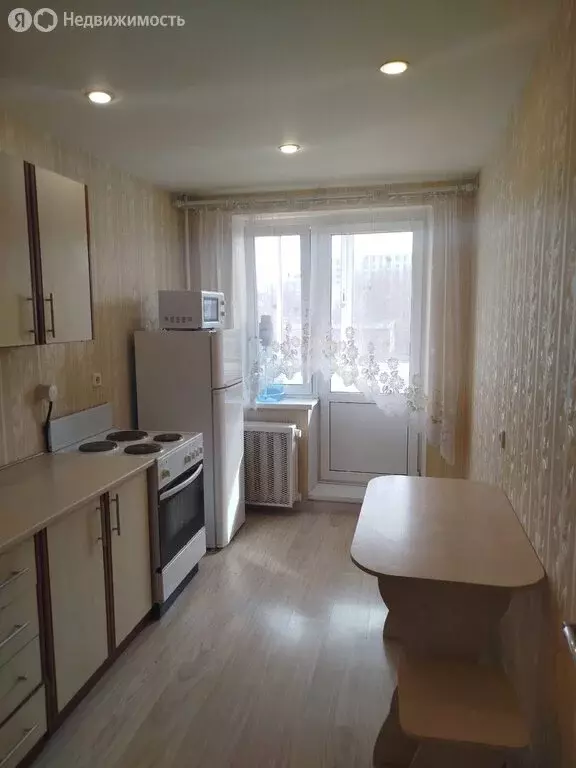 2-комнатная квартира: Киров, Ульяновская улица, 16 (50.1 м) - Фото 1
