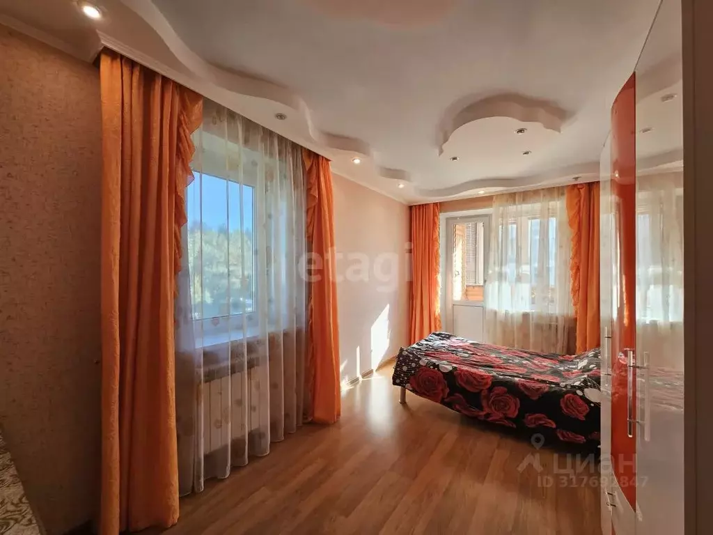 4-к кв. Татарстан, Набережные Челны ул. Раскольникова, 71А (87.2 м) - Фото 0
