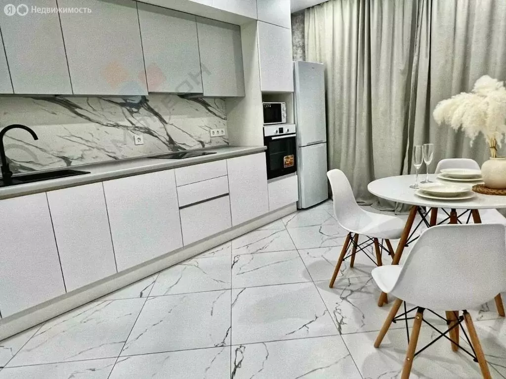 1-комнатная квартира: Краснодар, улица Западный Обход, 39/2к3 (37 м) - Фото 1