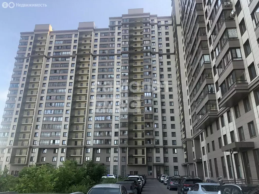 2-комнатная квартира: Нижний Новгород, улица Июльских Дней, 1к2 (58 м) - Фото 1