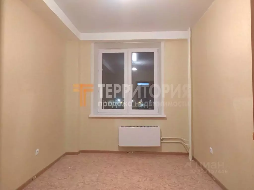 3-к кв. Пермский край, Березники Усольский-2 мкр, ул. Строителей, 10 ... - Фото 0